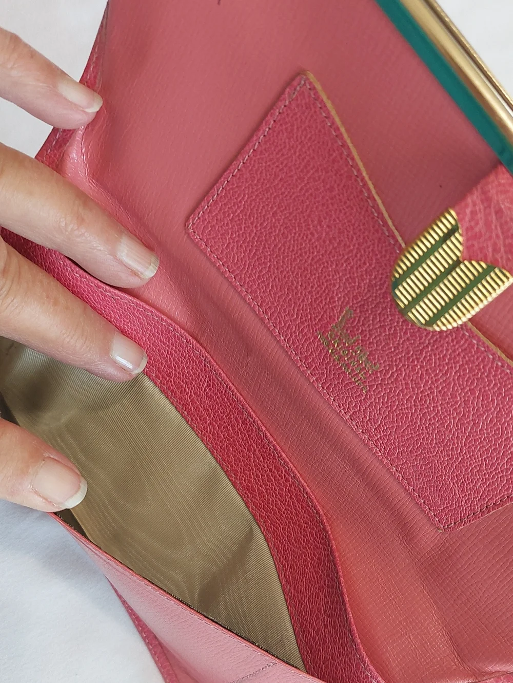 Bond Street Vintage Women's Pink Leather Clutch Wallet